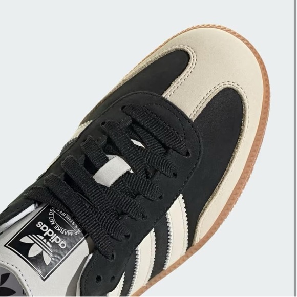 Adidas Sambas - Black and Cream - Picture 11 of 14